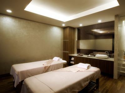 Sheraton Grand Hotel 5*