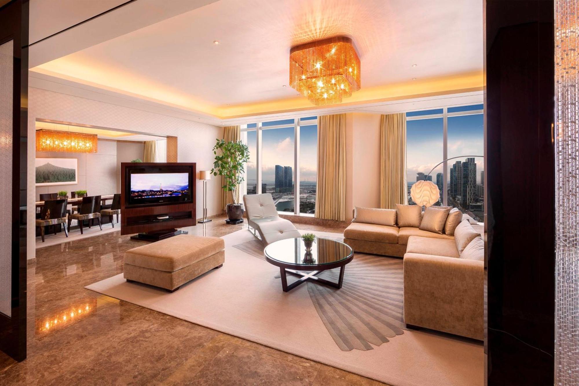 Sheraton Grand 5*