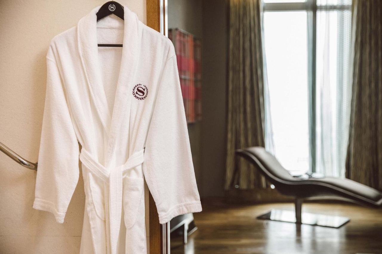 Sheraton Grand