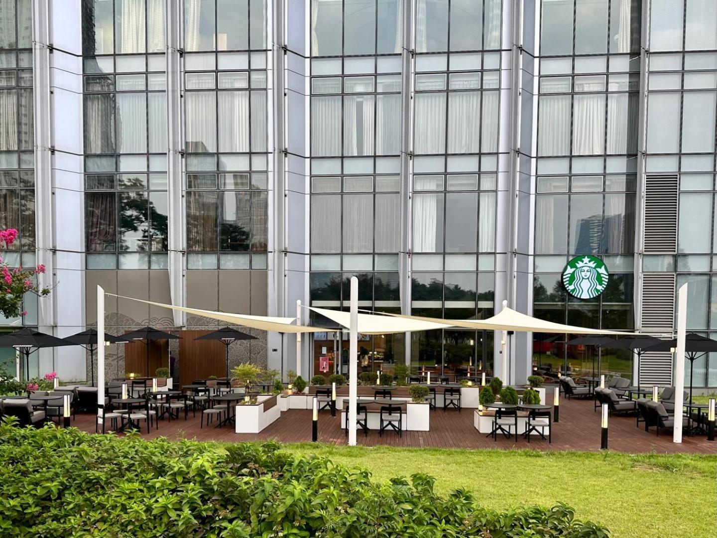 Sheraton Grand Hotel